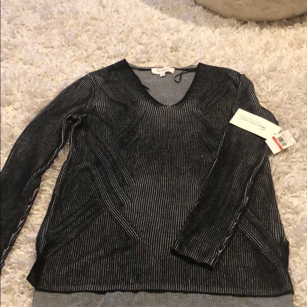 Long sleeve shirt-Vince Camuto